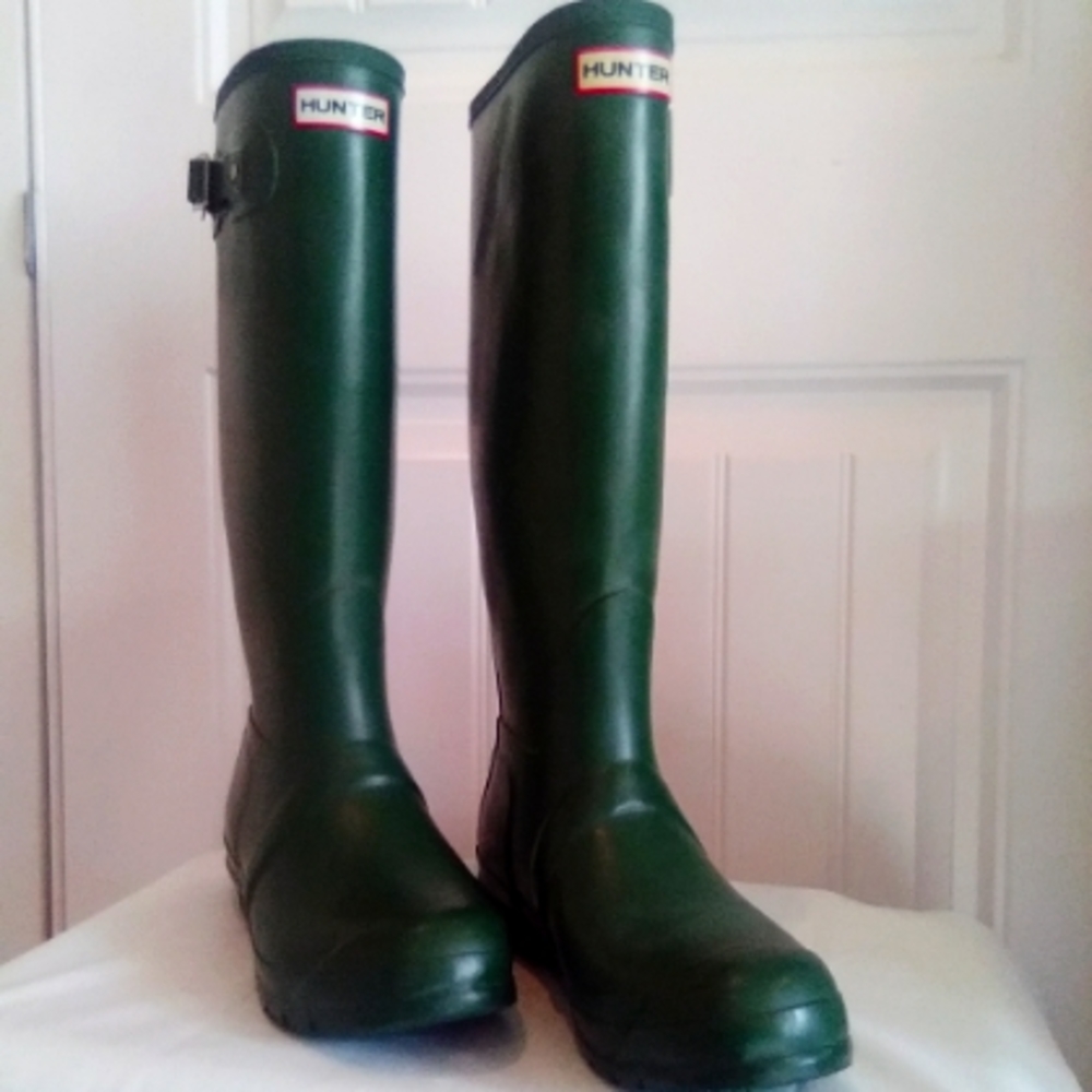 Rain boots